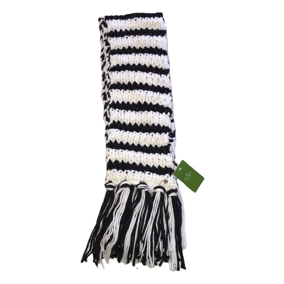 Kate Spade Chunky Stripe Knit Scarf in Cream & Black - Picture 4 of 5